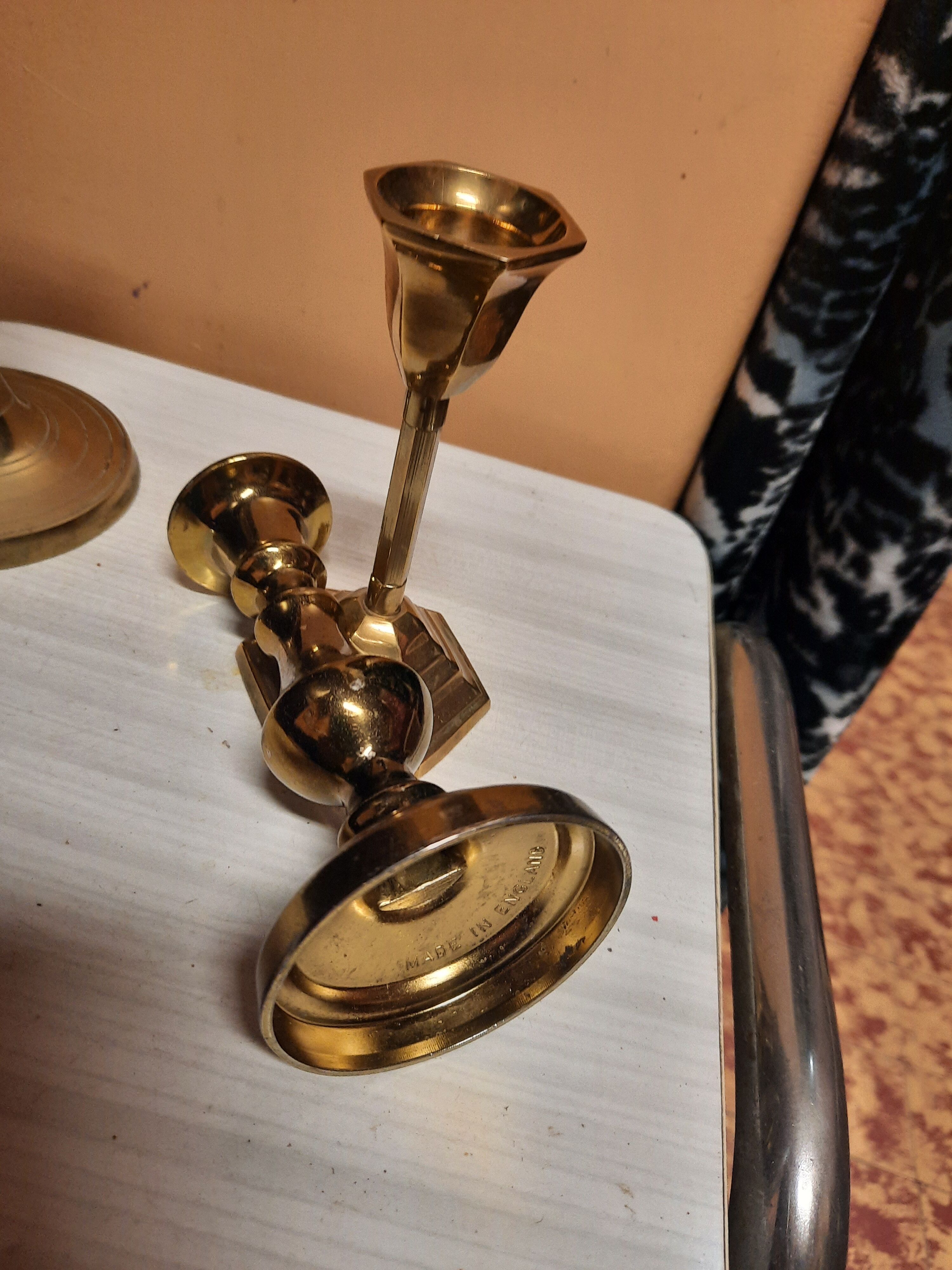Trio de bougeoirs en bronze