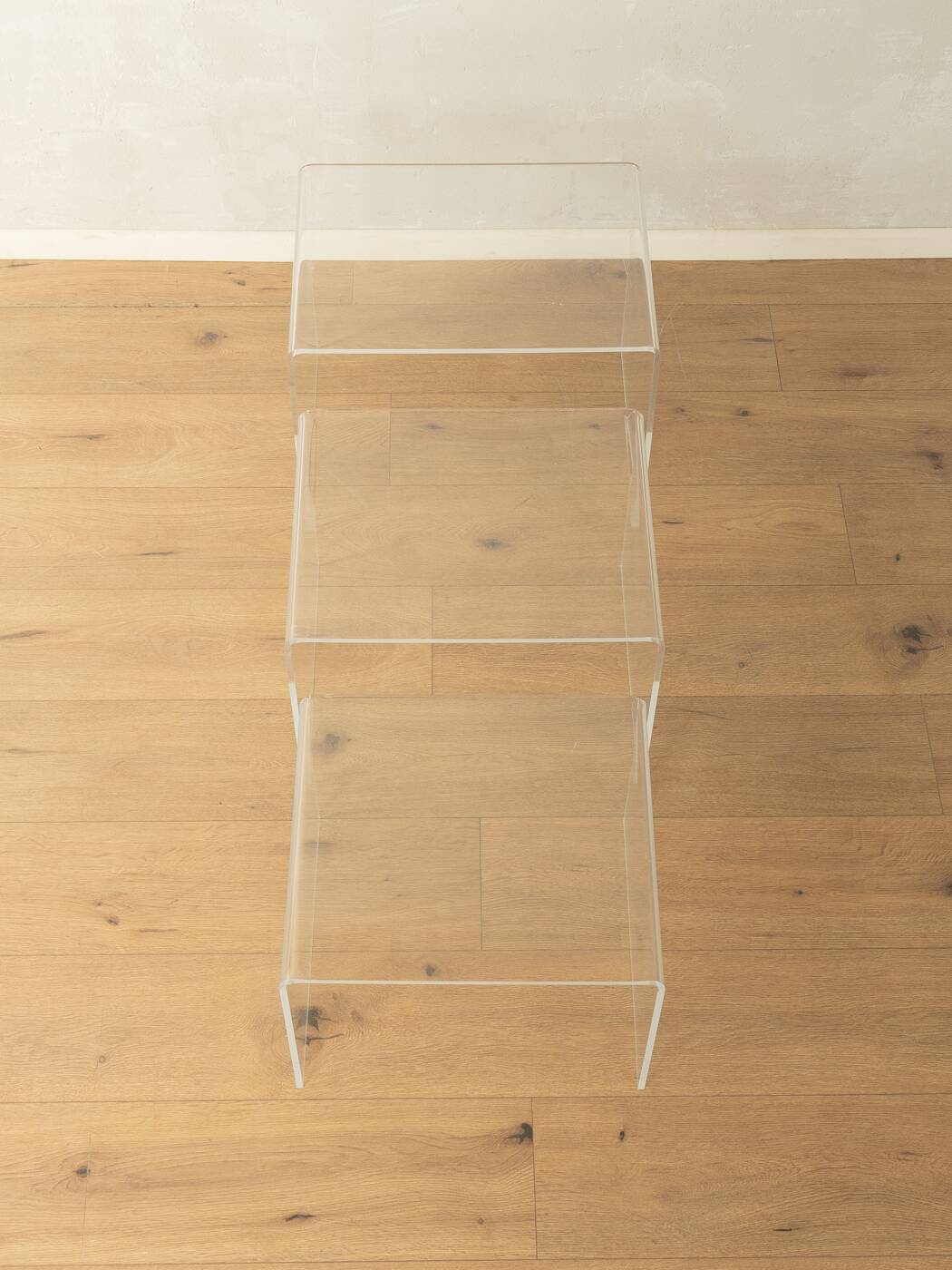 Tables gigognes en acrylique des années 1960