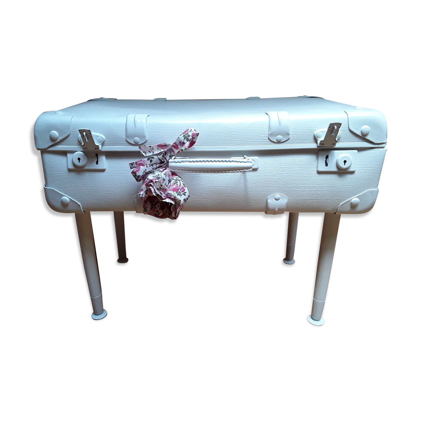 Revisited old suitcase