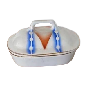 Porte savon en porcelaine estampillée