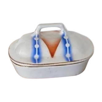 Soap dish as part of a 3-piece porcelain toiletry set stamped AMC