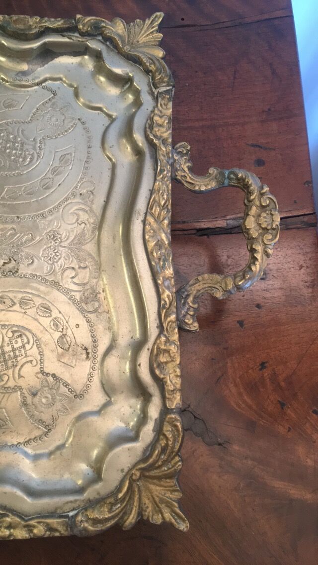 Vintage engraved metal top