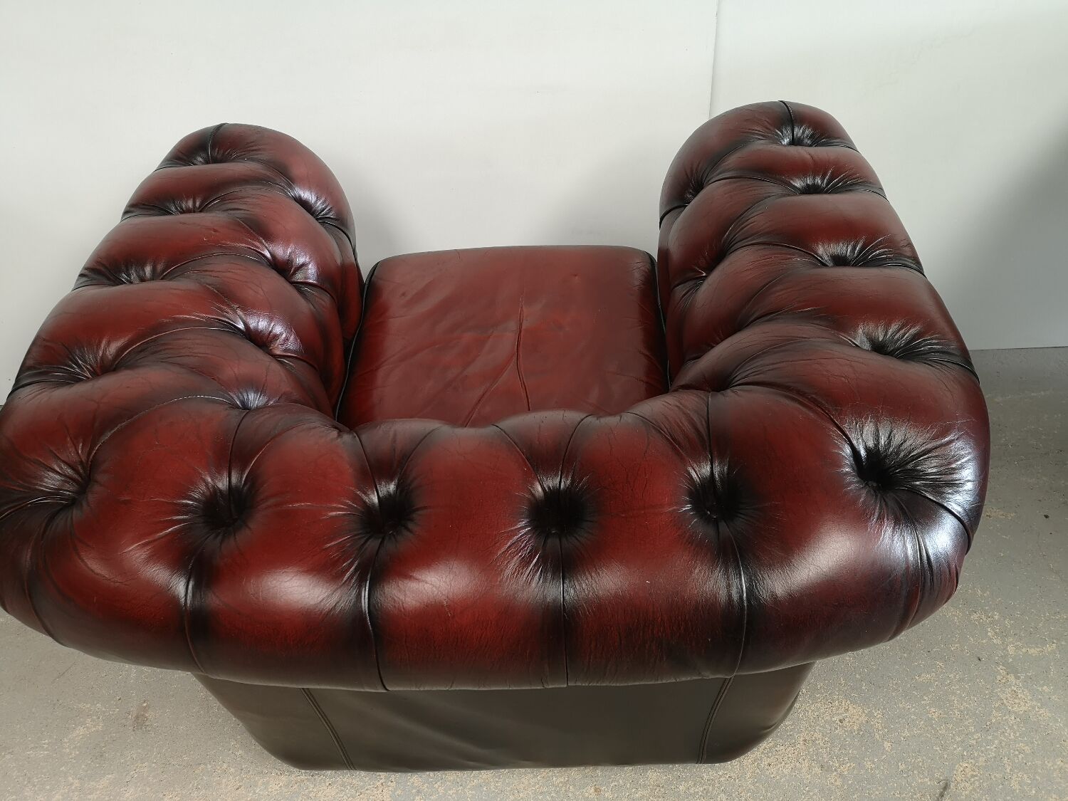 Chesterfield burgundy leather armchair