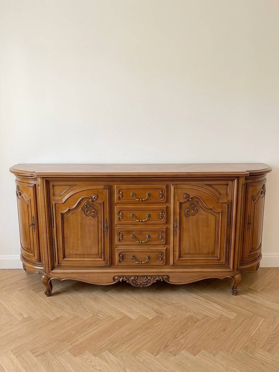 Low buffet enfilade in Louis XV style made of wood