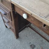 Children's desk