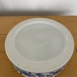 Large Chinese porcelain box
