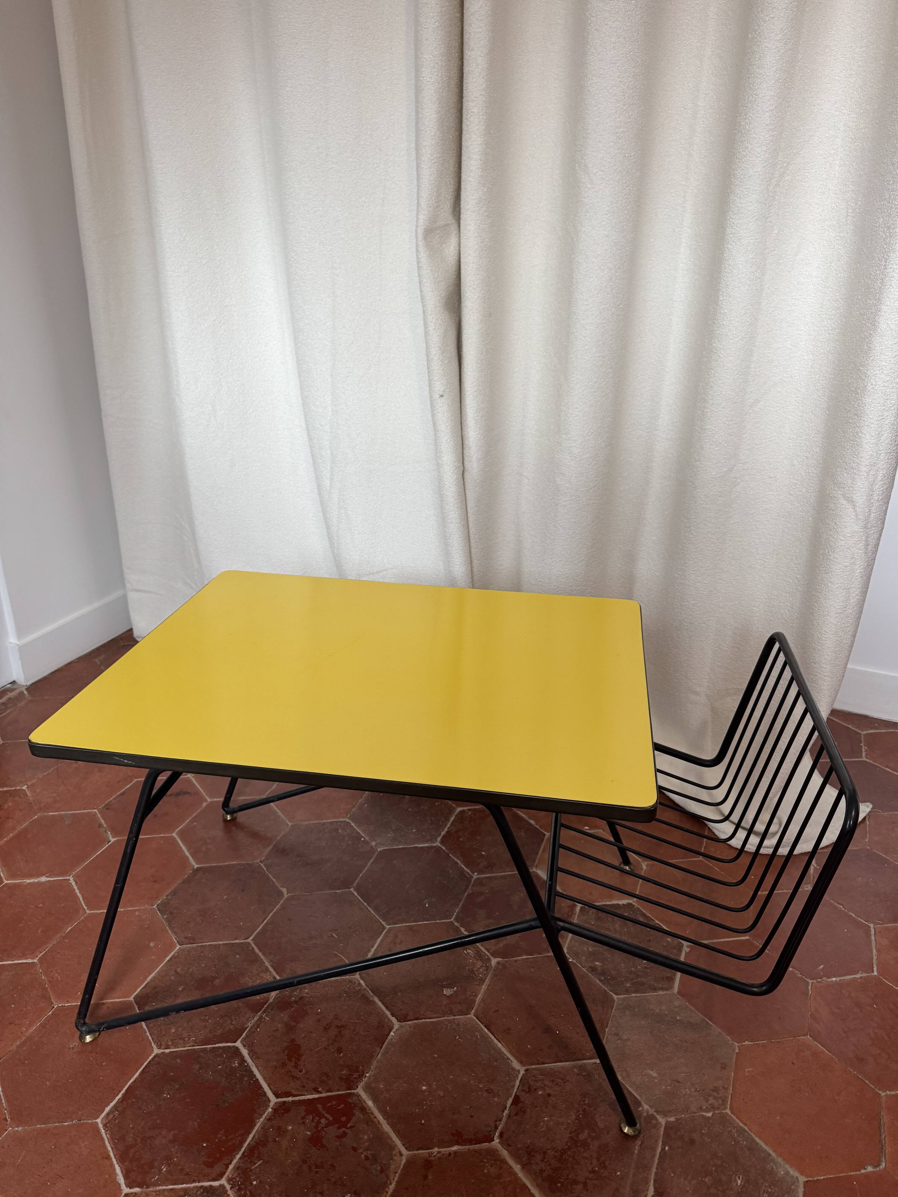 Vintage coffee table with magazine rack – Gastone Rinaldi, 1950s