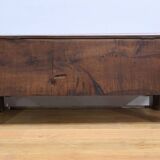 Important oak chest – late 19th century