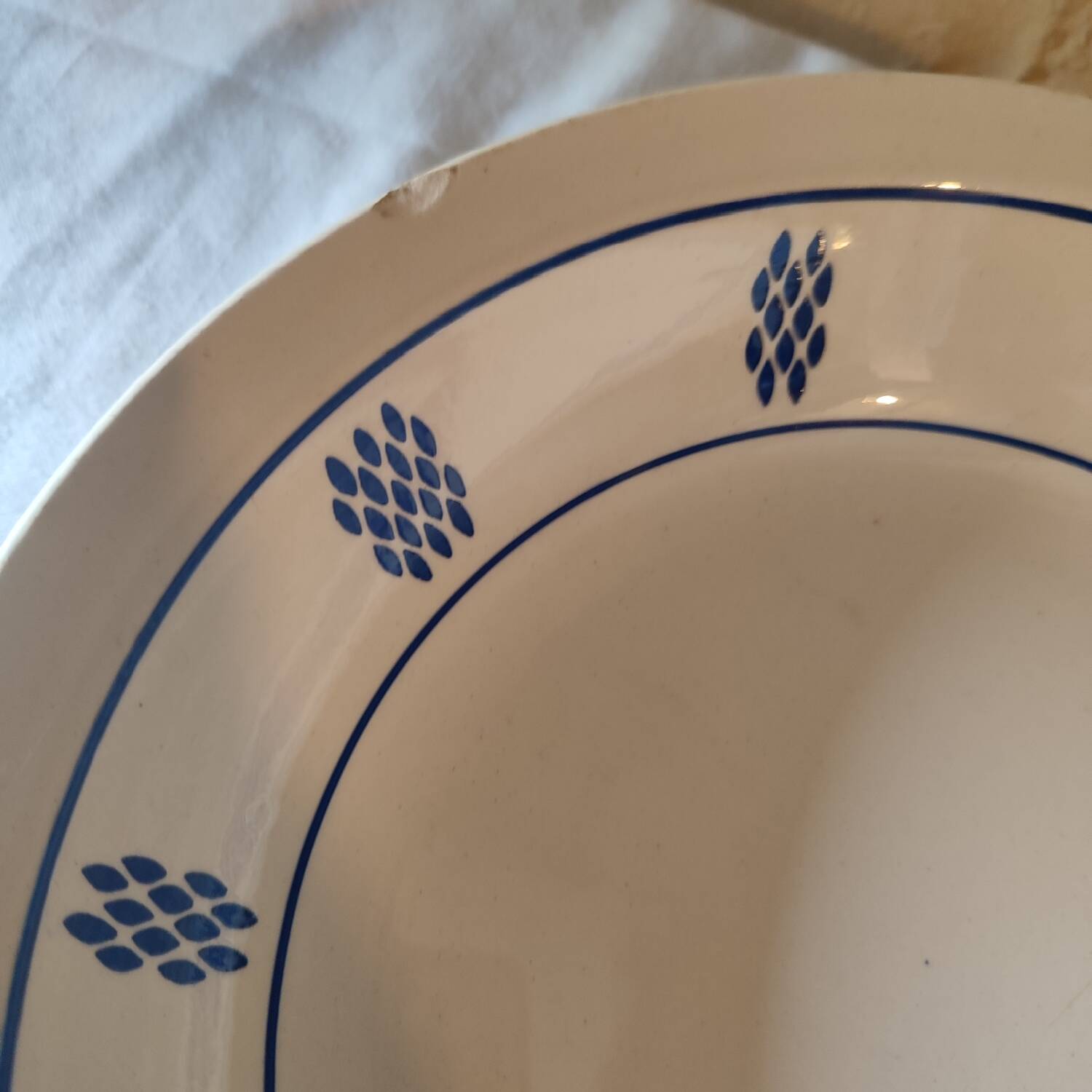 Hollow dish Keller Guérin Lunéville iron earth model Berthe Art Deco