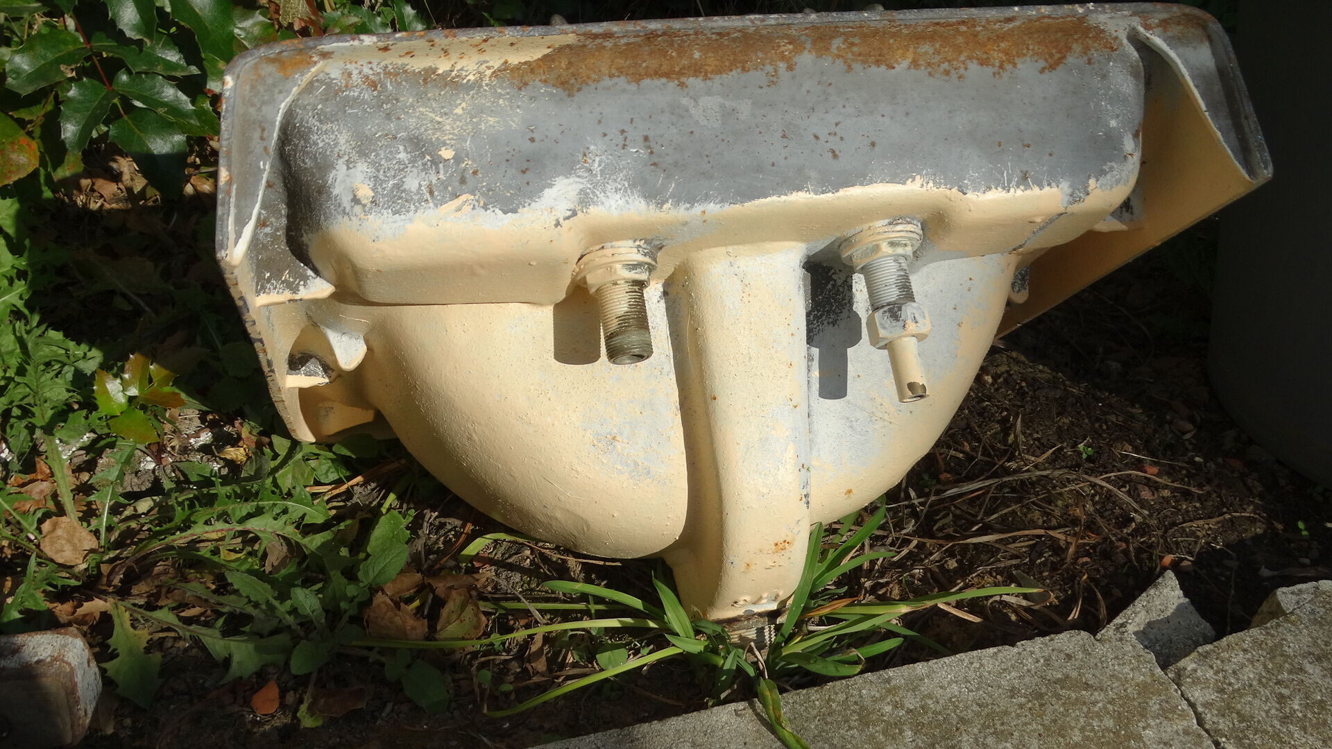 former godin-cast sink Emaillé