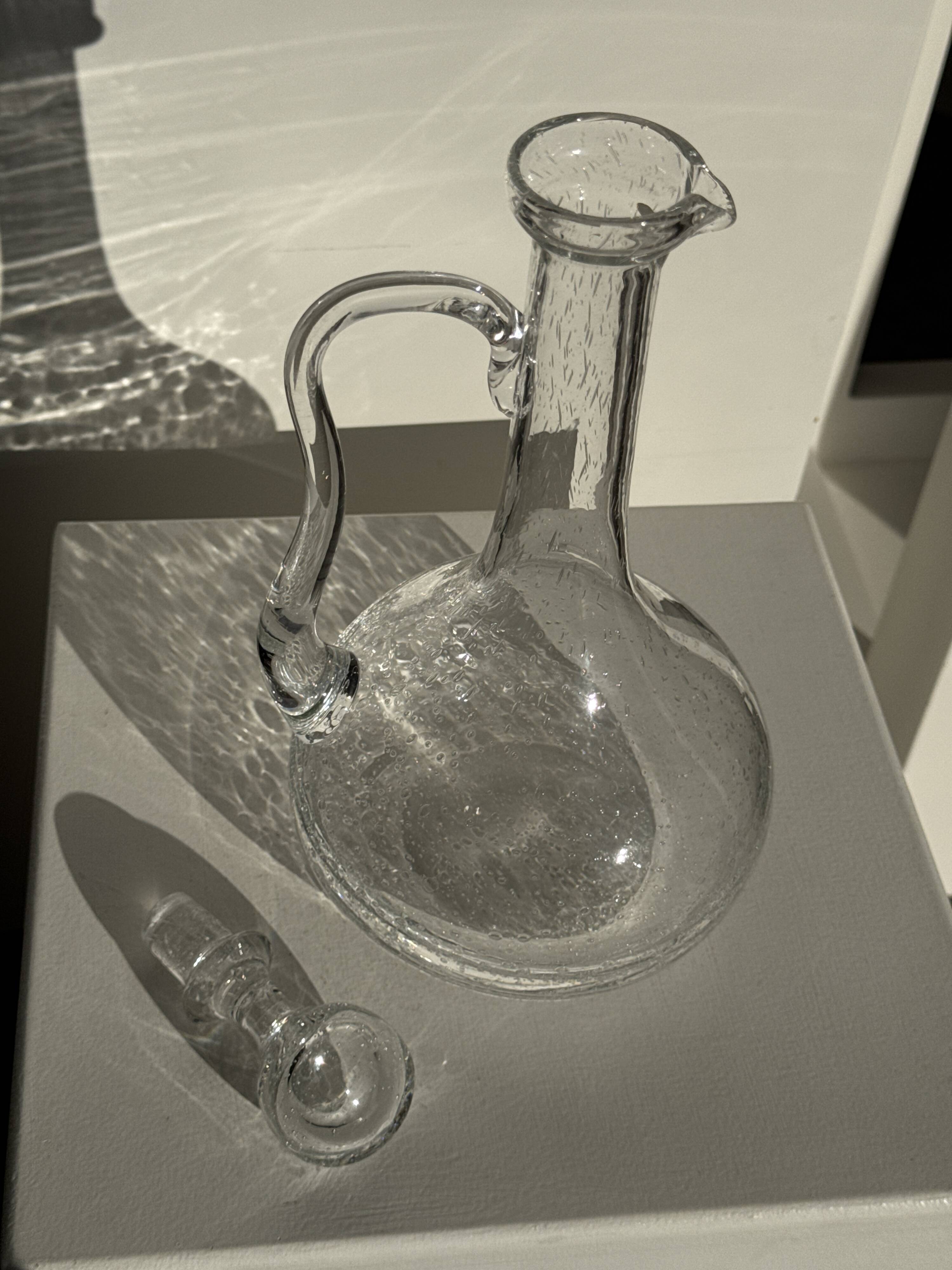 Large transparent glass carafe with a Biot stopper H32 D14.5