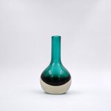 Vase de Kolben vert par Tamara Aladin Riihimaki pour Riihimaen Lasi Oy, Finlande
