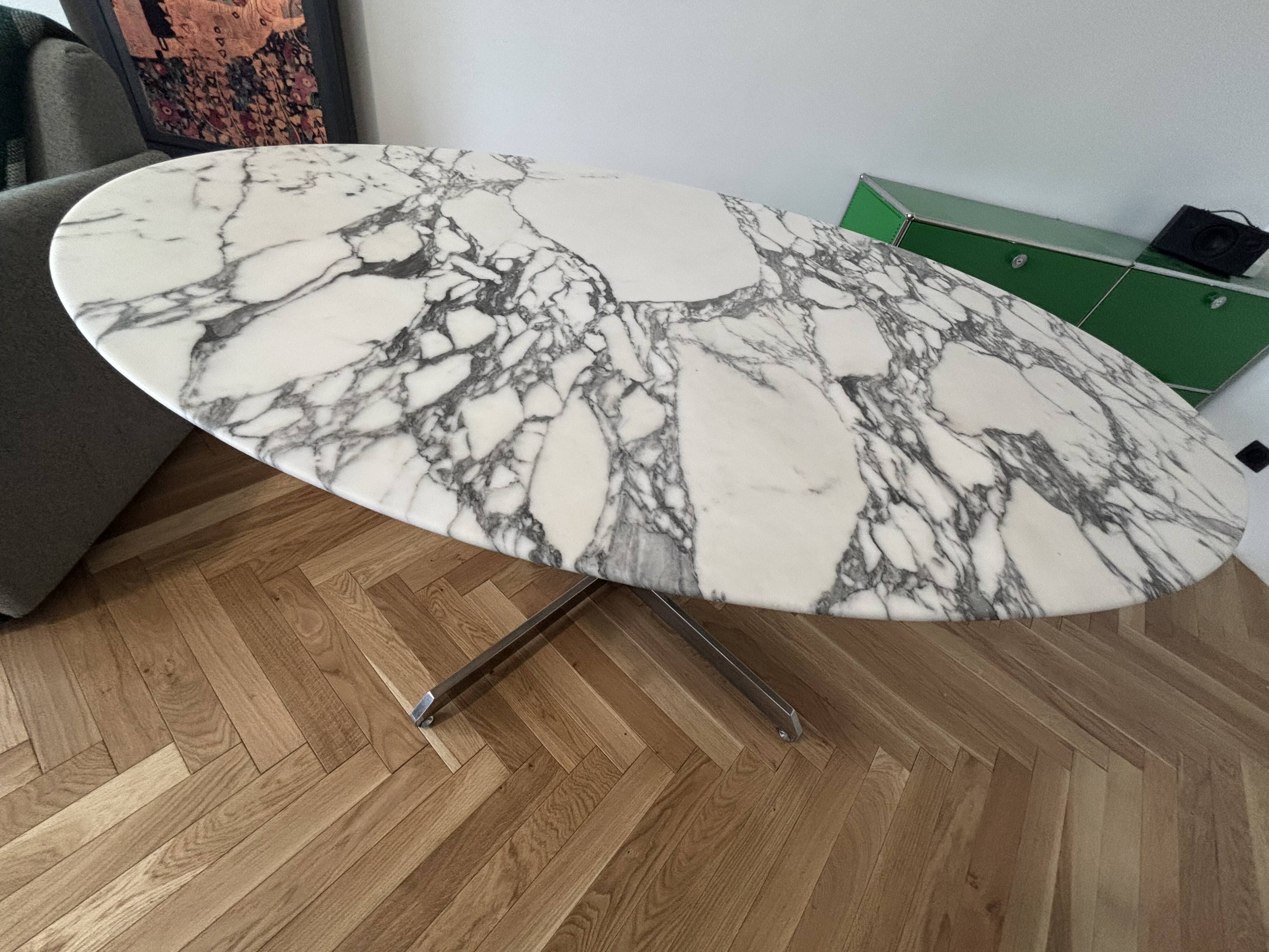 Roche and Bobois dining table from the 1970s