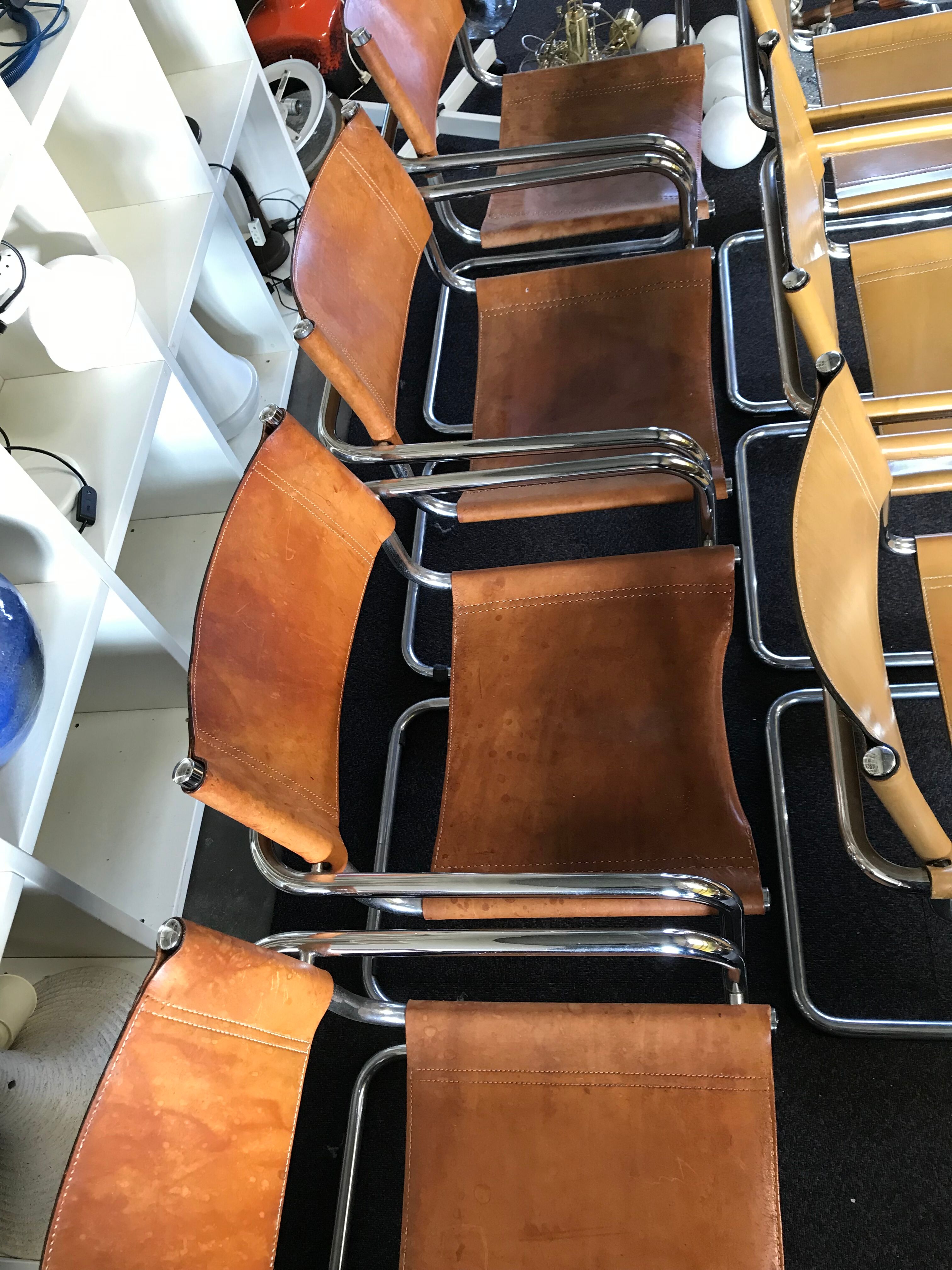 Fauteuil en cuir cognac