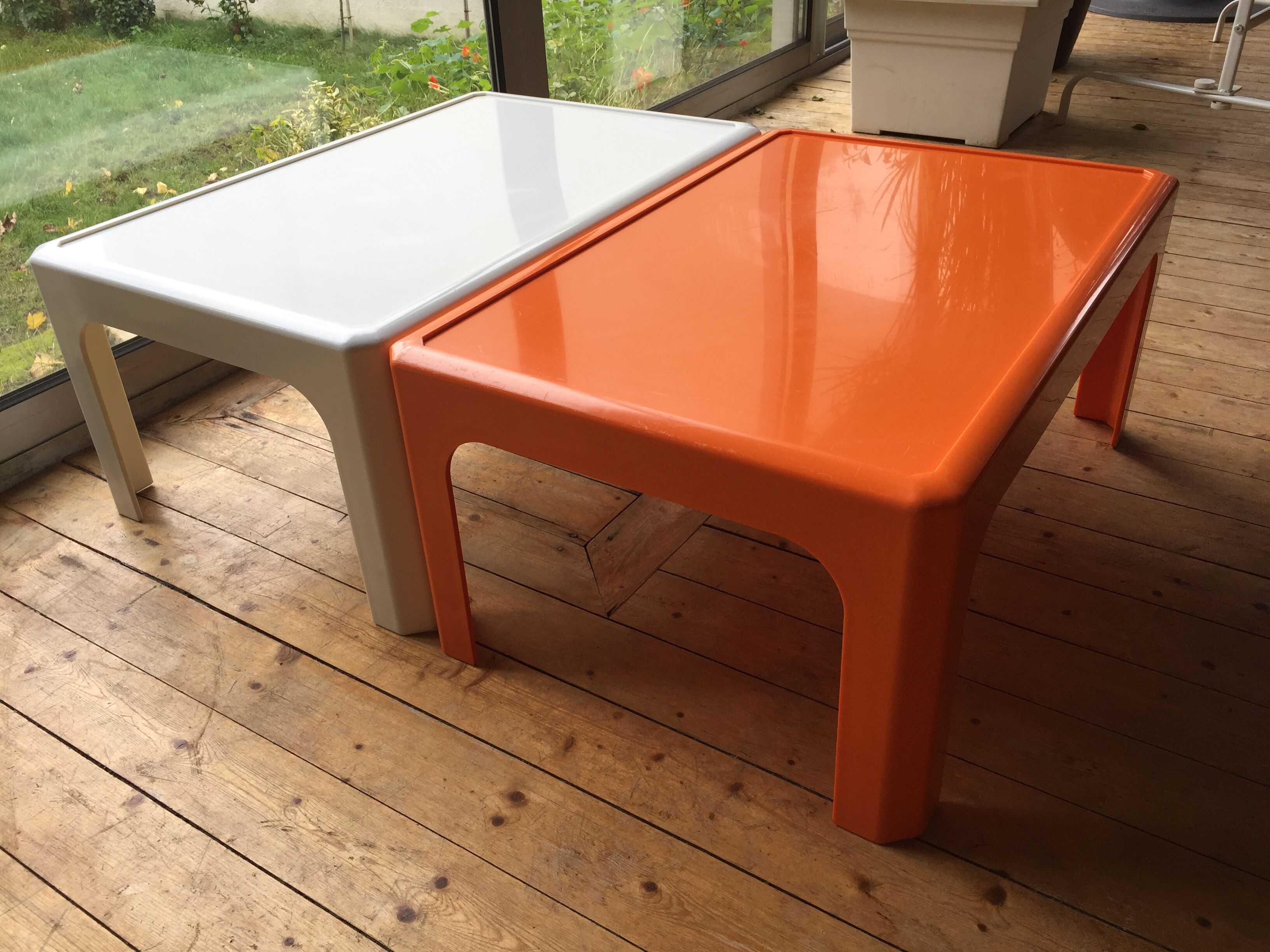 Vintage coffee table duo by Peter Ghyczy