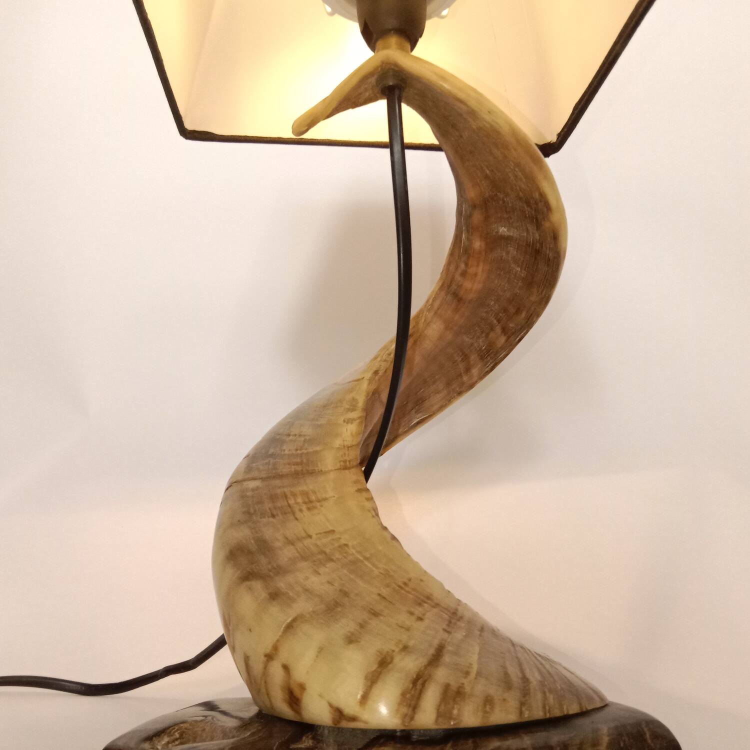 Brutalist spiral lamp from the 1960s, a curiosity object made of horn