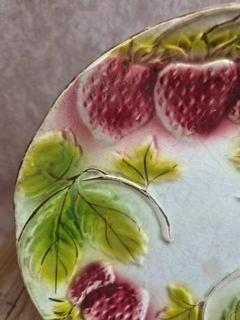 Antique majolica plate – raised strawberry decoration – gilding