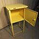 Meuble atelier métallique industriel une porte jaune