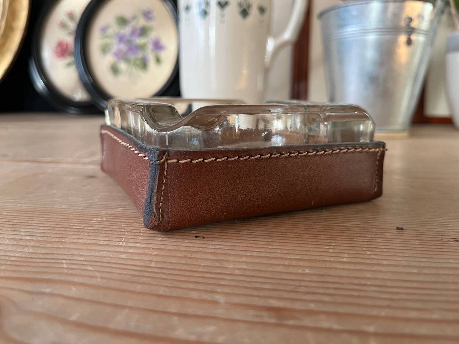 Empty pocket/ashtray in glass and leather