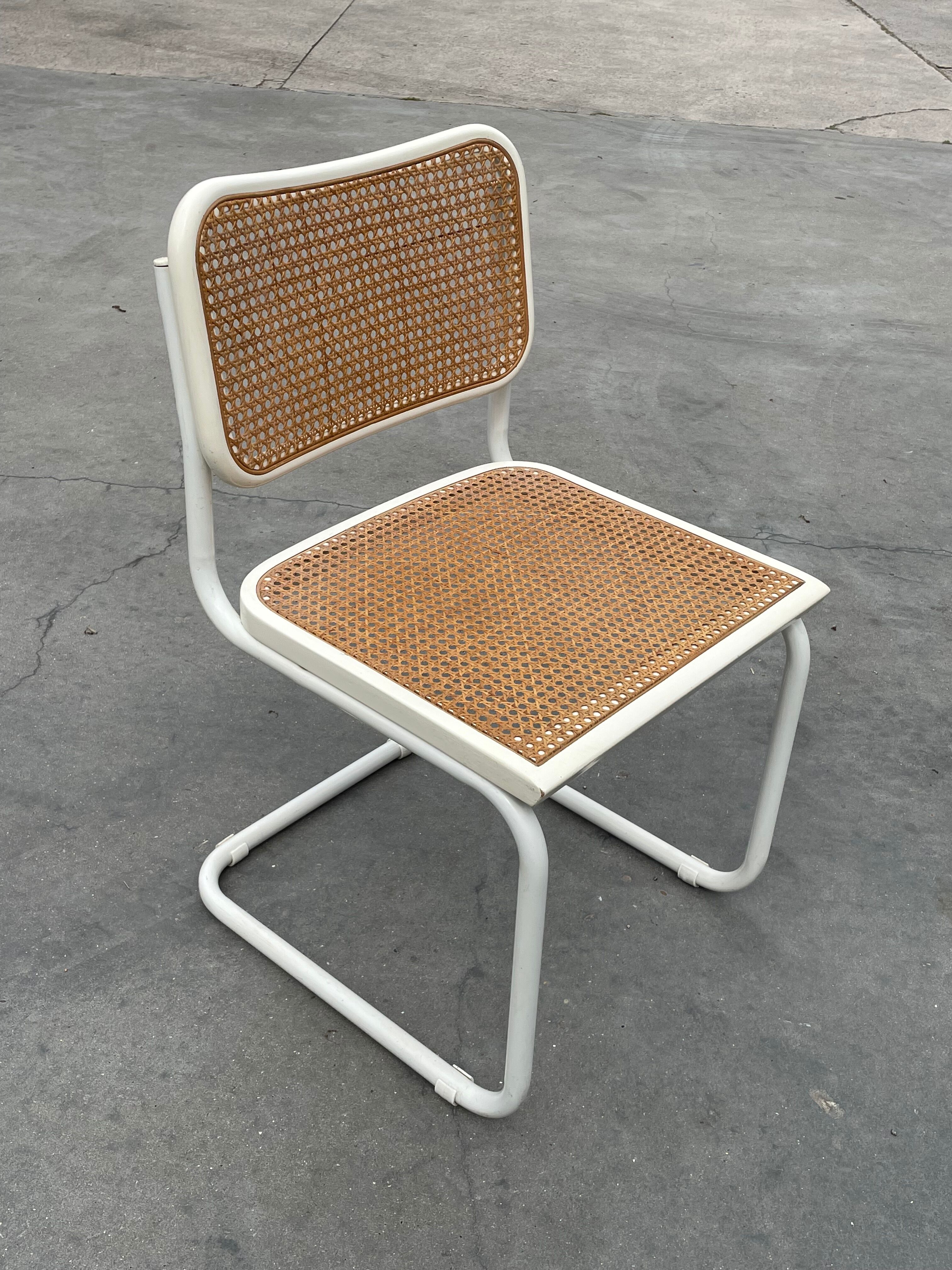 Cesca design chair b32 model in white