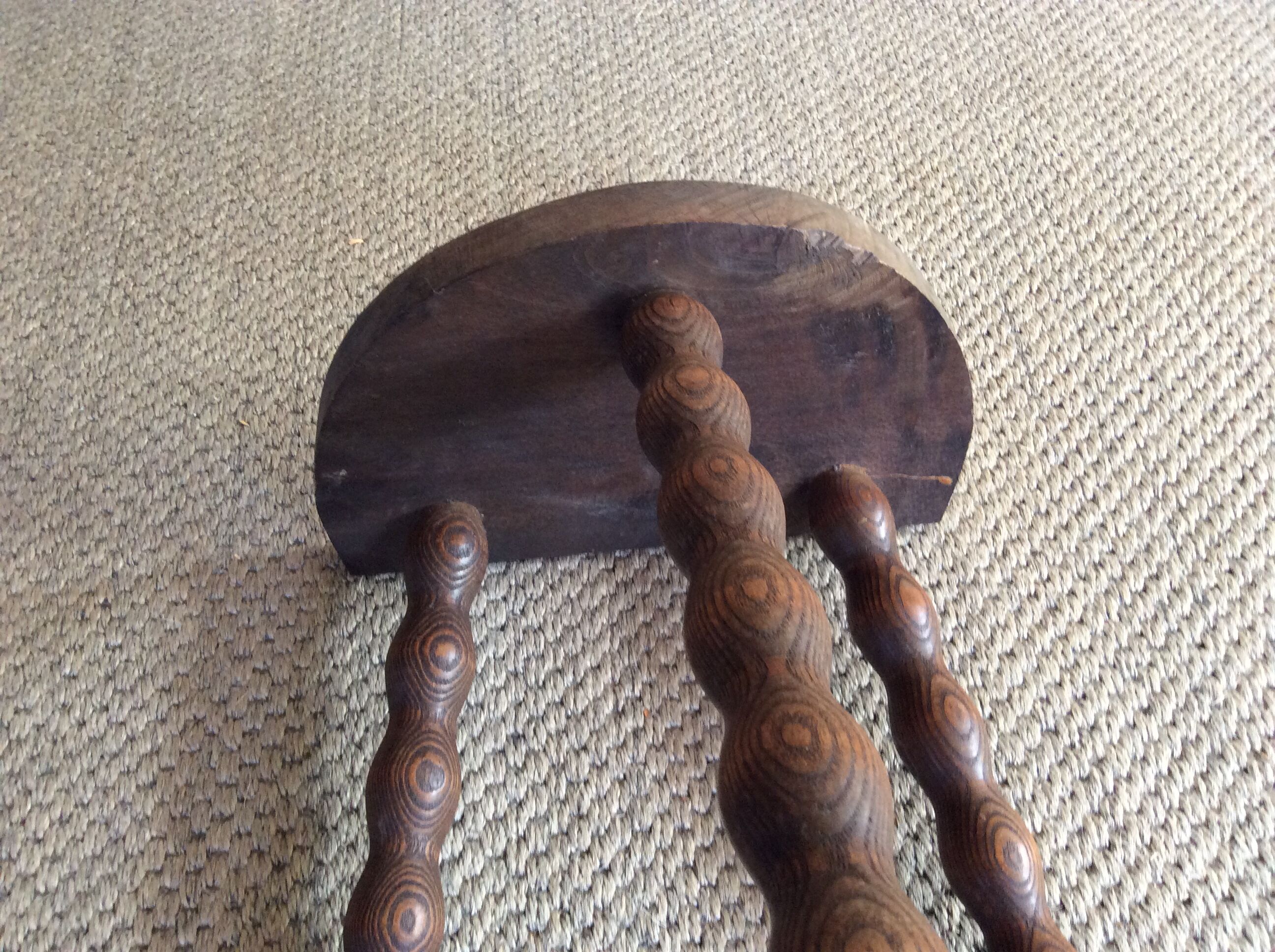 Tripod stool