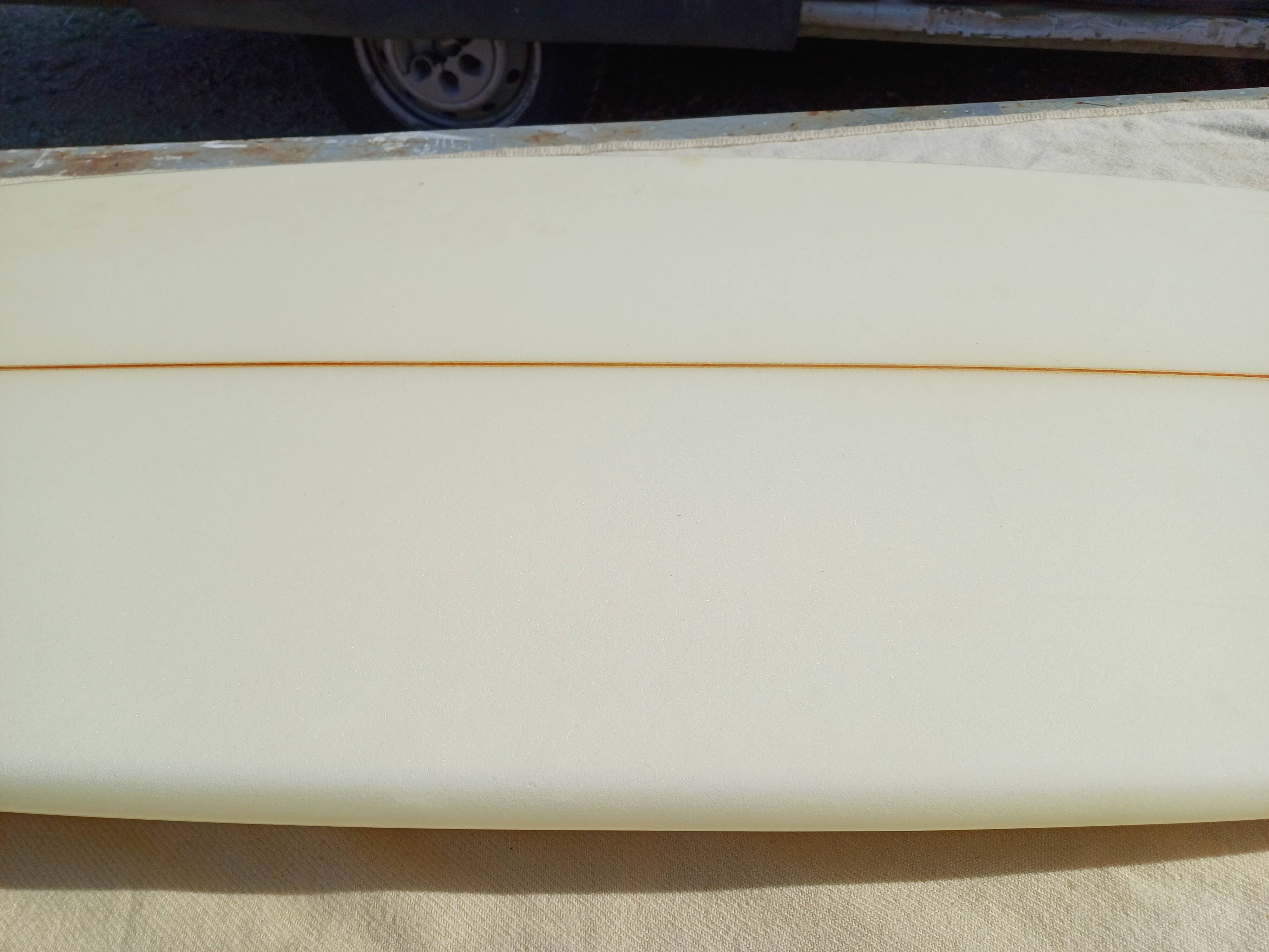 Victory 3 Fin Surfboard