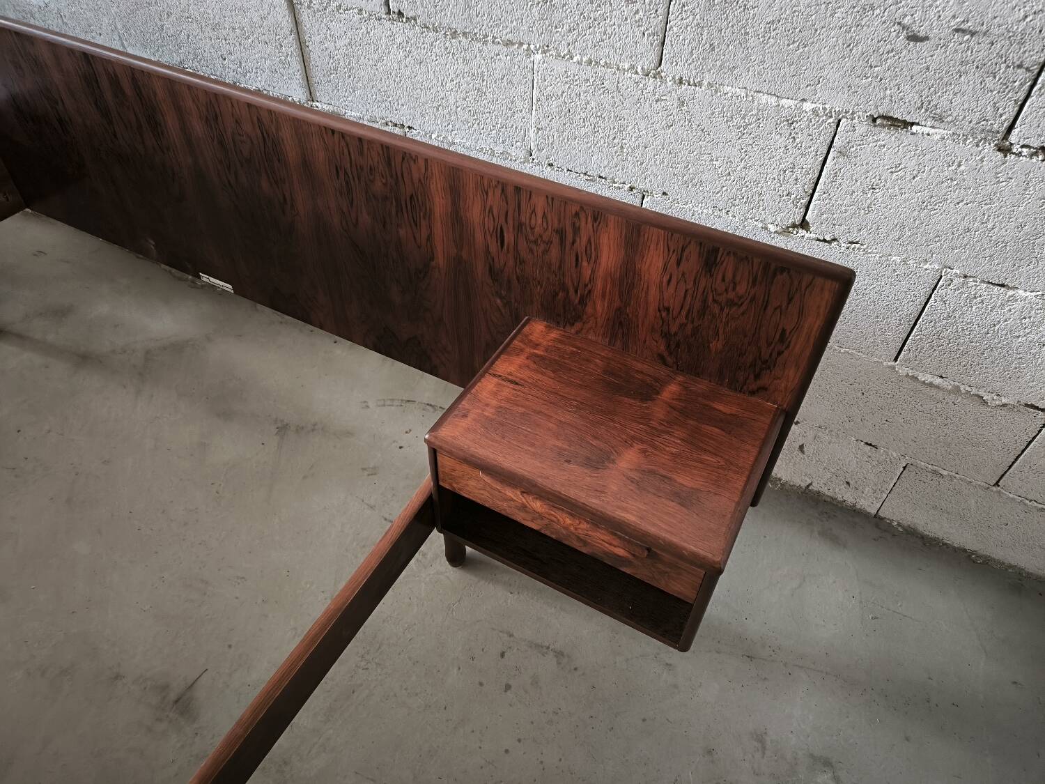 Lit scandinave en palissandre vintage