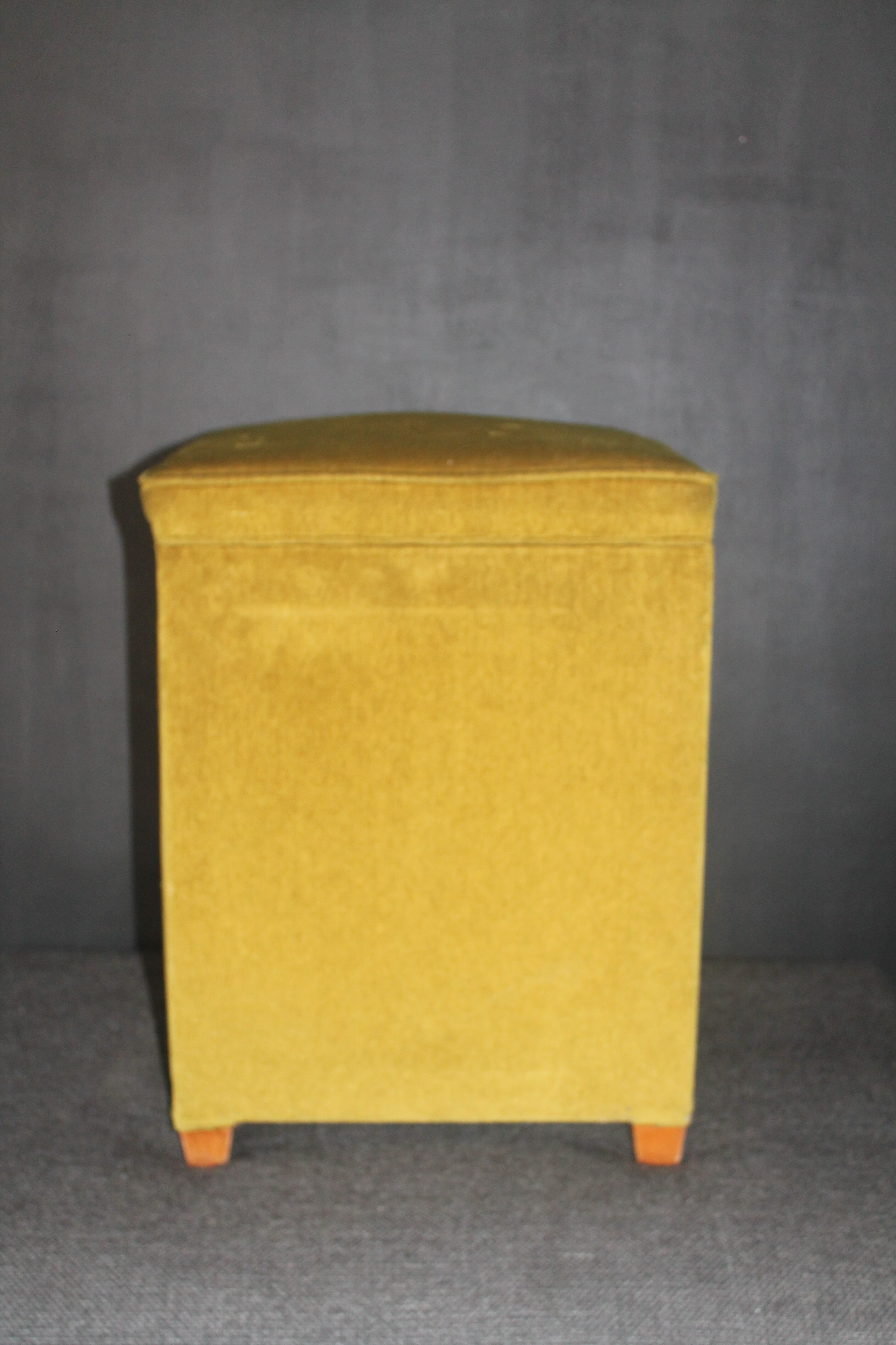 Pouf en velours vert vintage des années 60