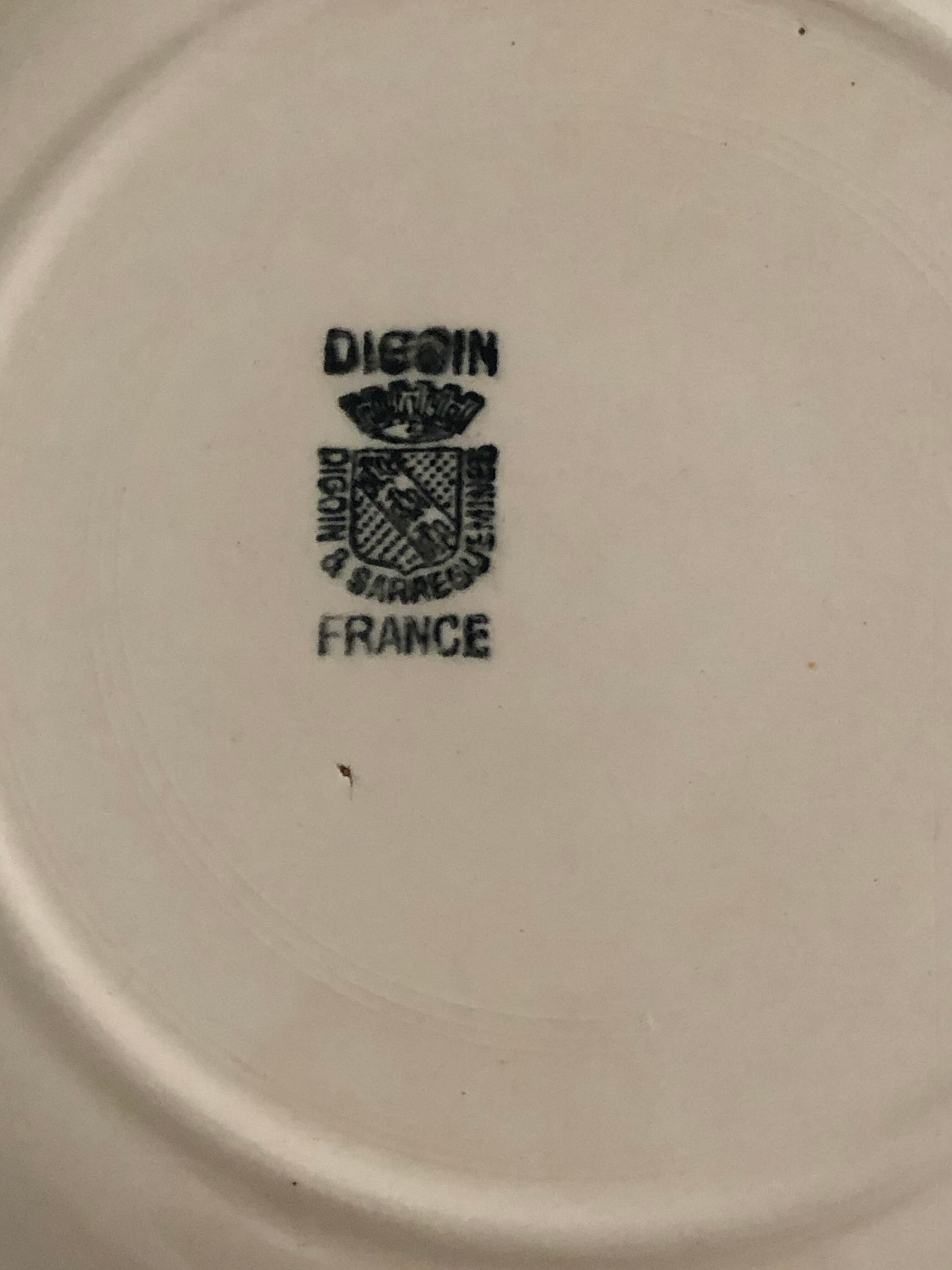 Digoin-Sarreguemines pink dessert plates