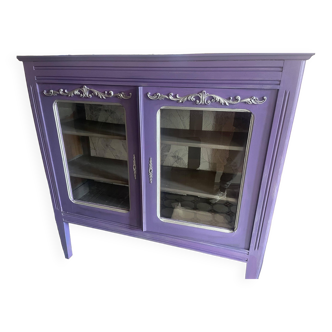 Vitrine  violette