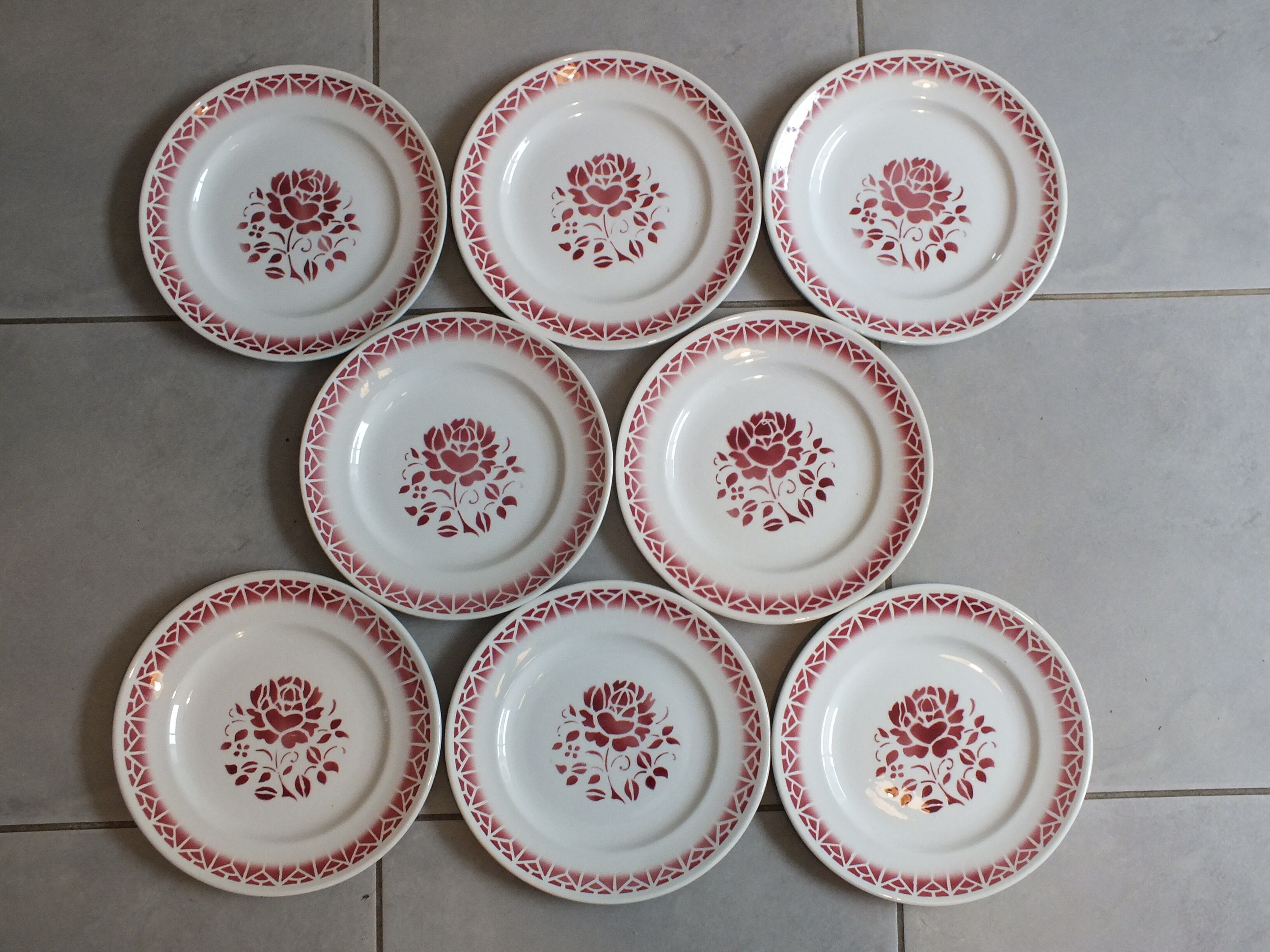 8 dessert plates Céranord St Amand model Nina