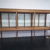 Glass buffet