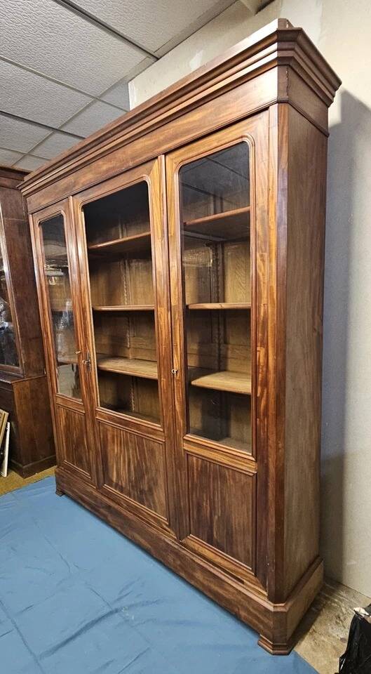 Important library stamped from the Louis Philippe period in mahogany / early