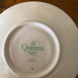 Queen's Fine Bone China March Daffodils with its saucer and spoon