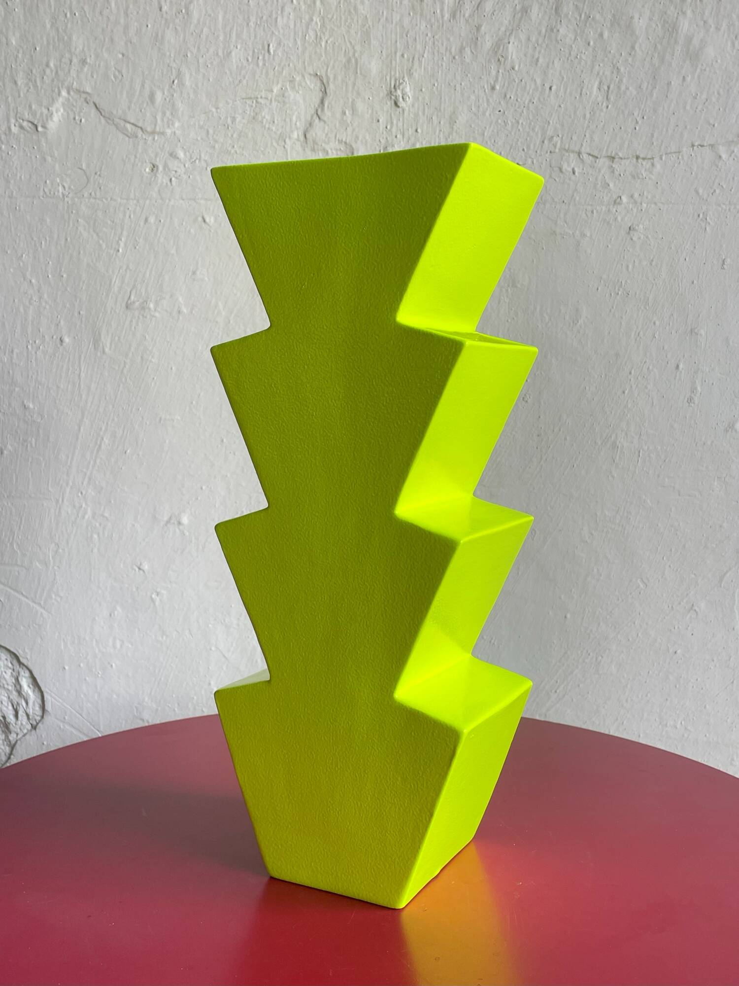 Memphis style ceramic vase "Nizza" by Florio Keramia 1990s