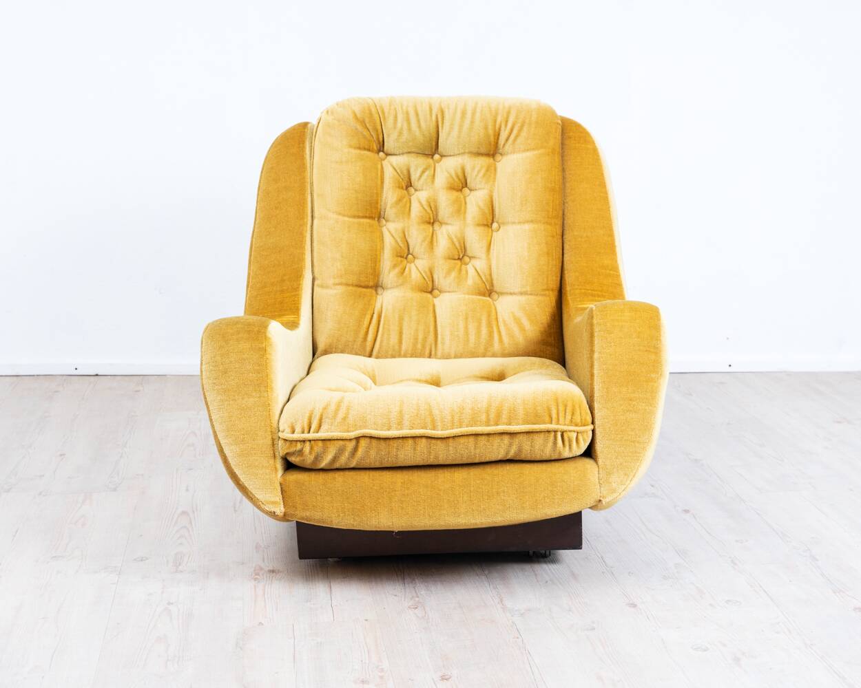 Space Age, lounge chair, 1970s, golden yellow.