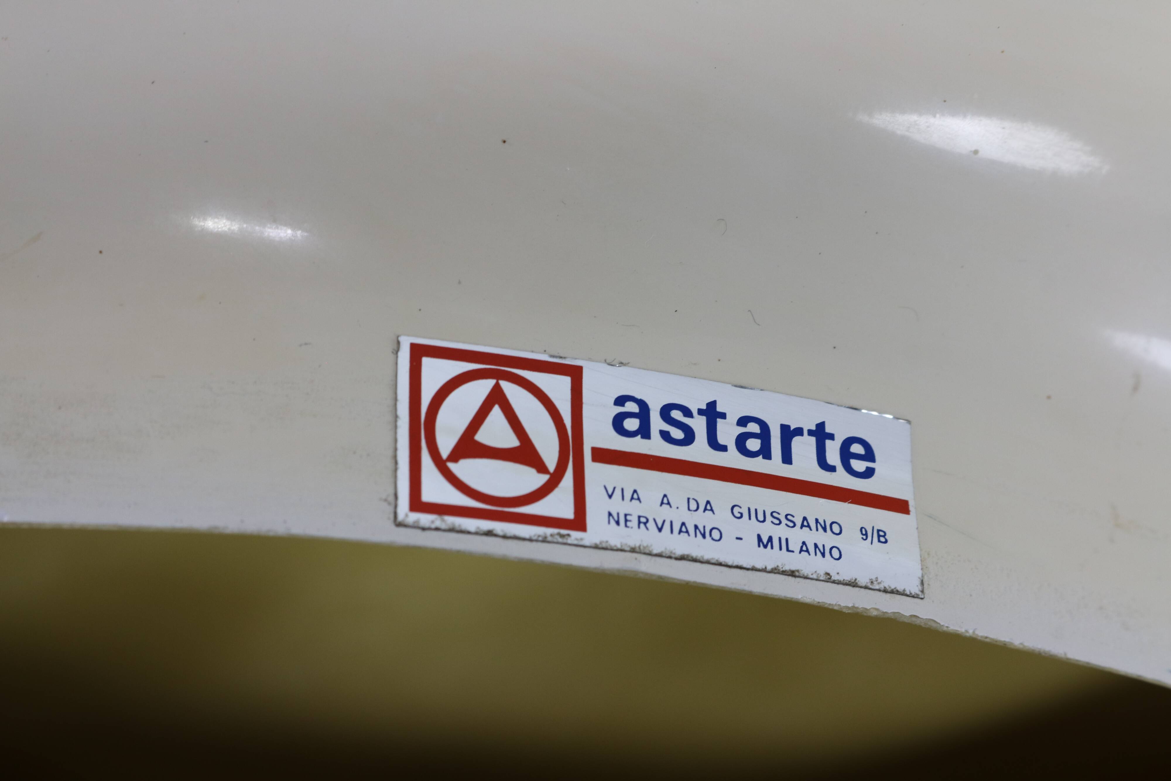 Seventies Italian design UFO coffee table by Astarte Milano