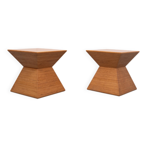 Tables d'appoint pyramidales - hollande