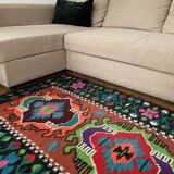 Moldavian runner rug with stylized flowers and geometric design