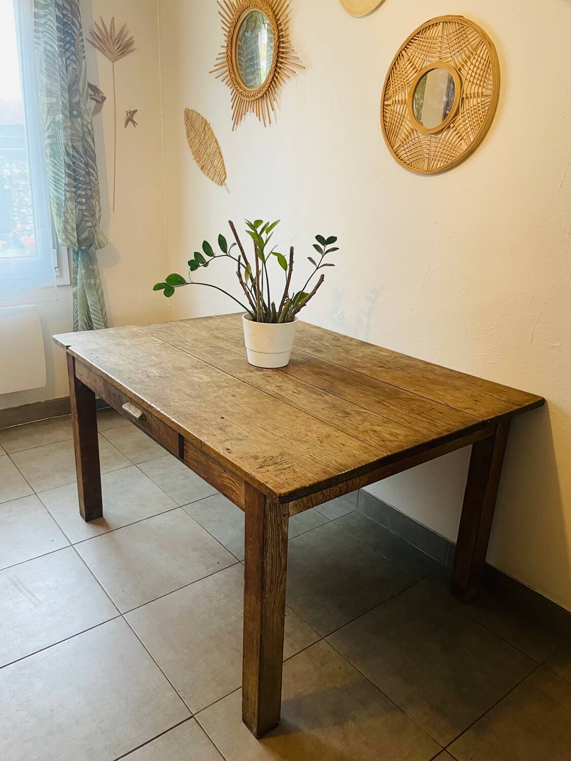 Très belle table de ferme vintage en bois massif