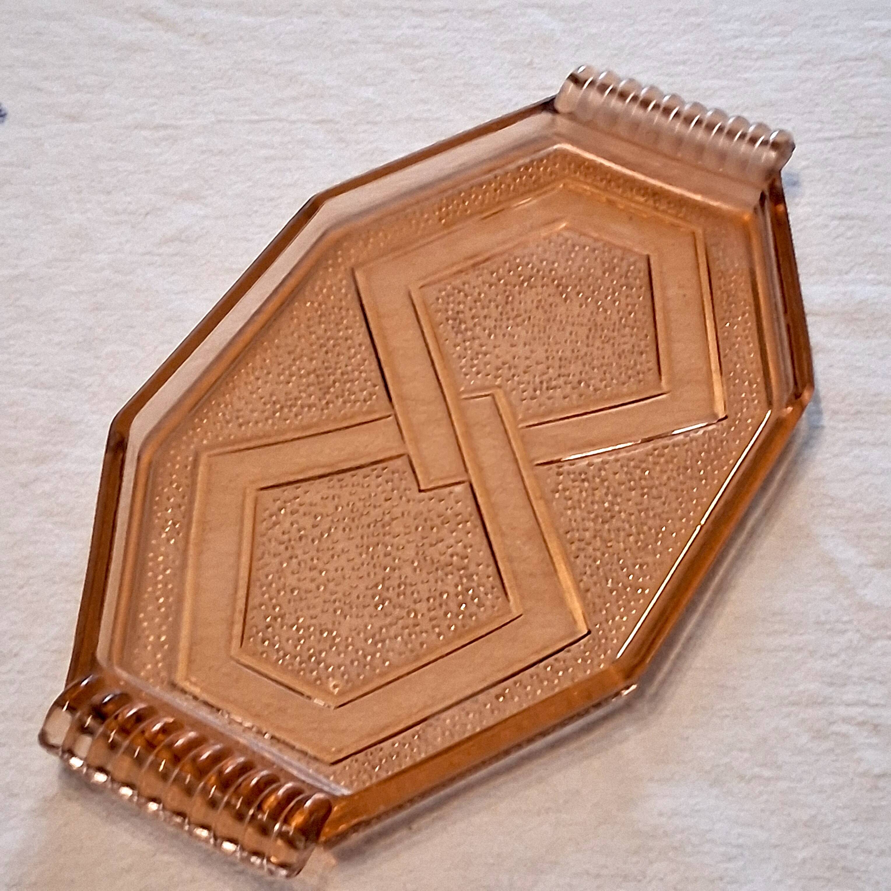 Art Deco style pink glass serving dish in very good condition.