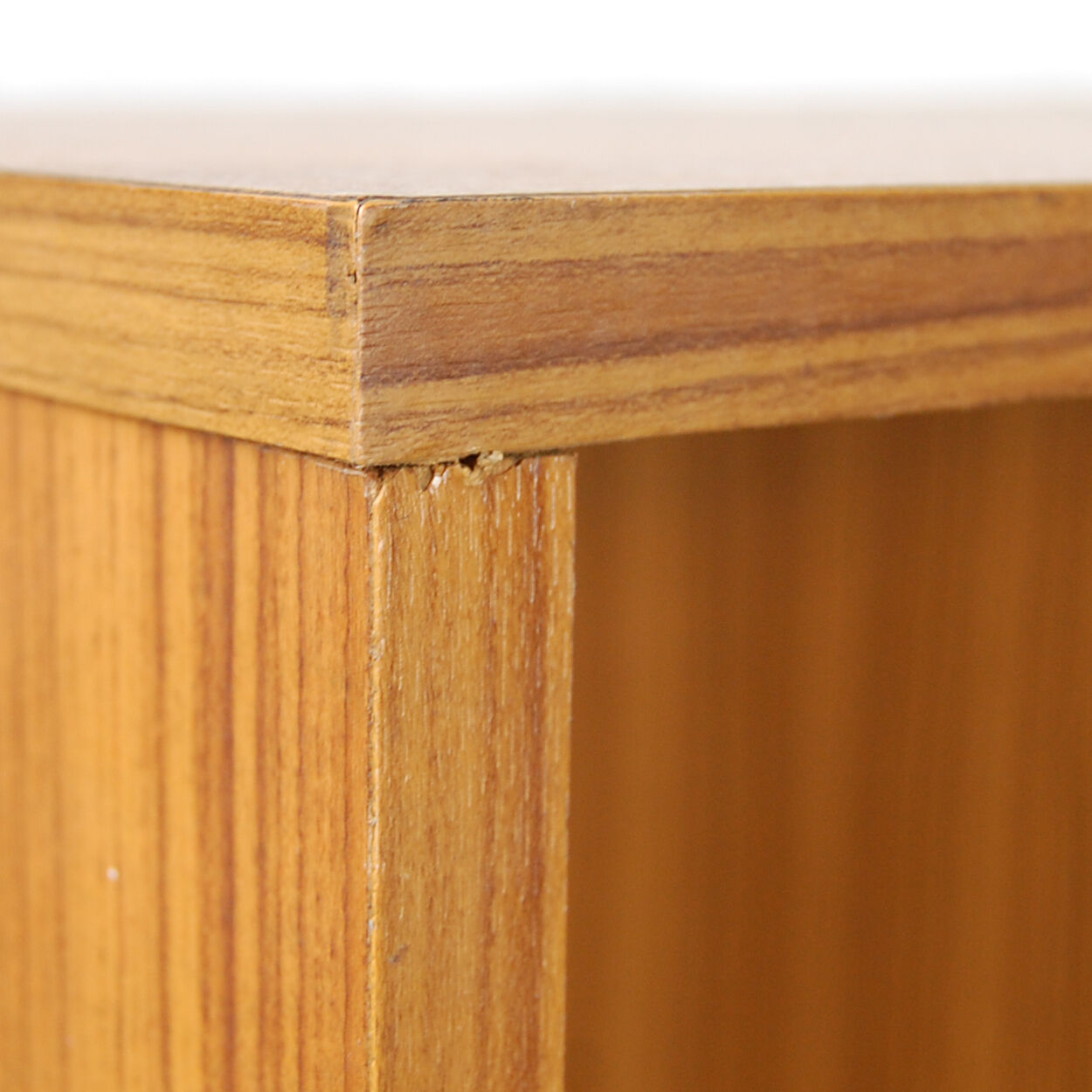 Bookcase model "60/90" by Pierre Guariche for Meurop 1960s