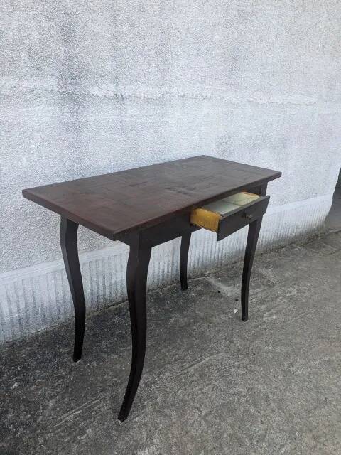 Oak console