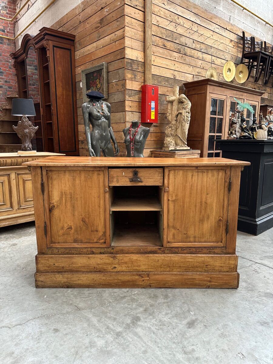 Shop counter early 20th century
