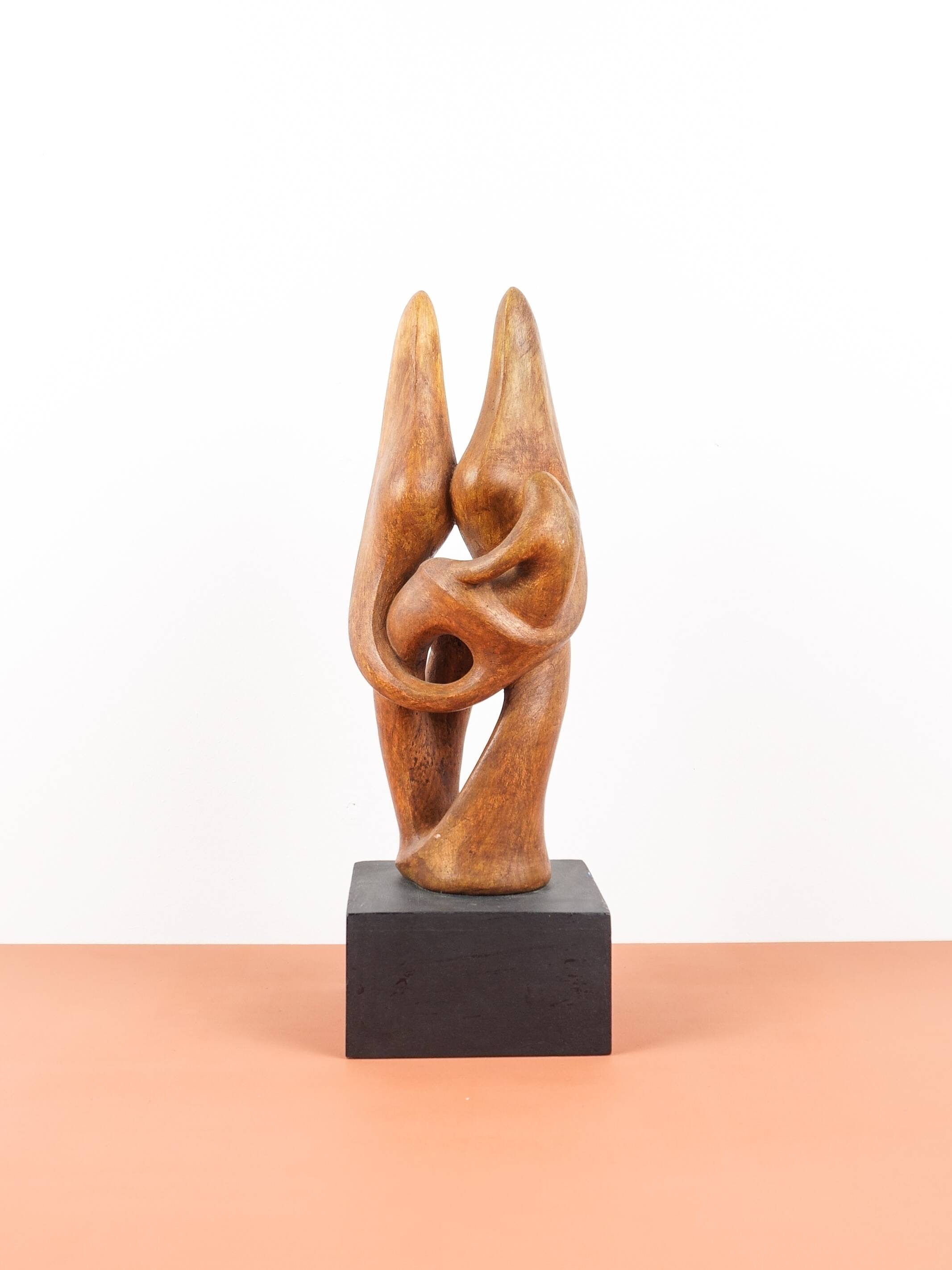 Dragoljub Milosevic - Vintage plaster sculpture "Standing Couple" circa 1970