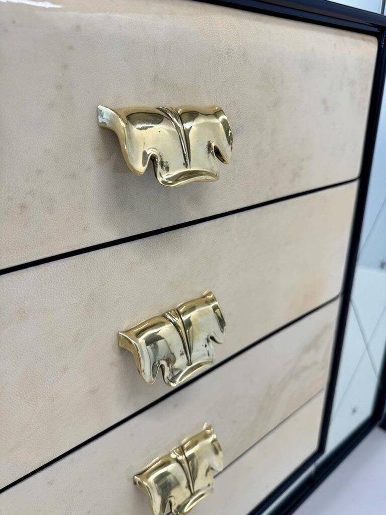 Italian 1940s Art Deco Sideboard in Macassar, Parchment, Attr. Osvaldo Bors