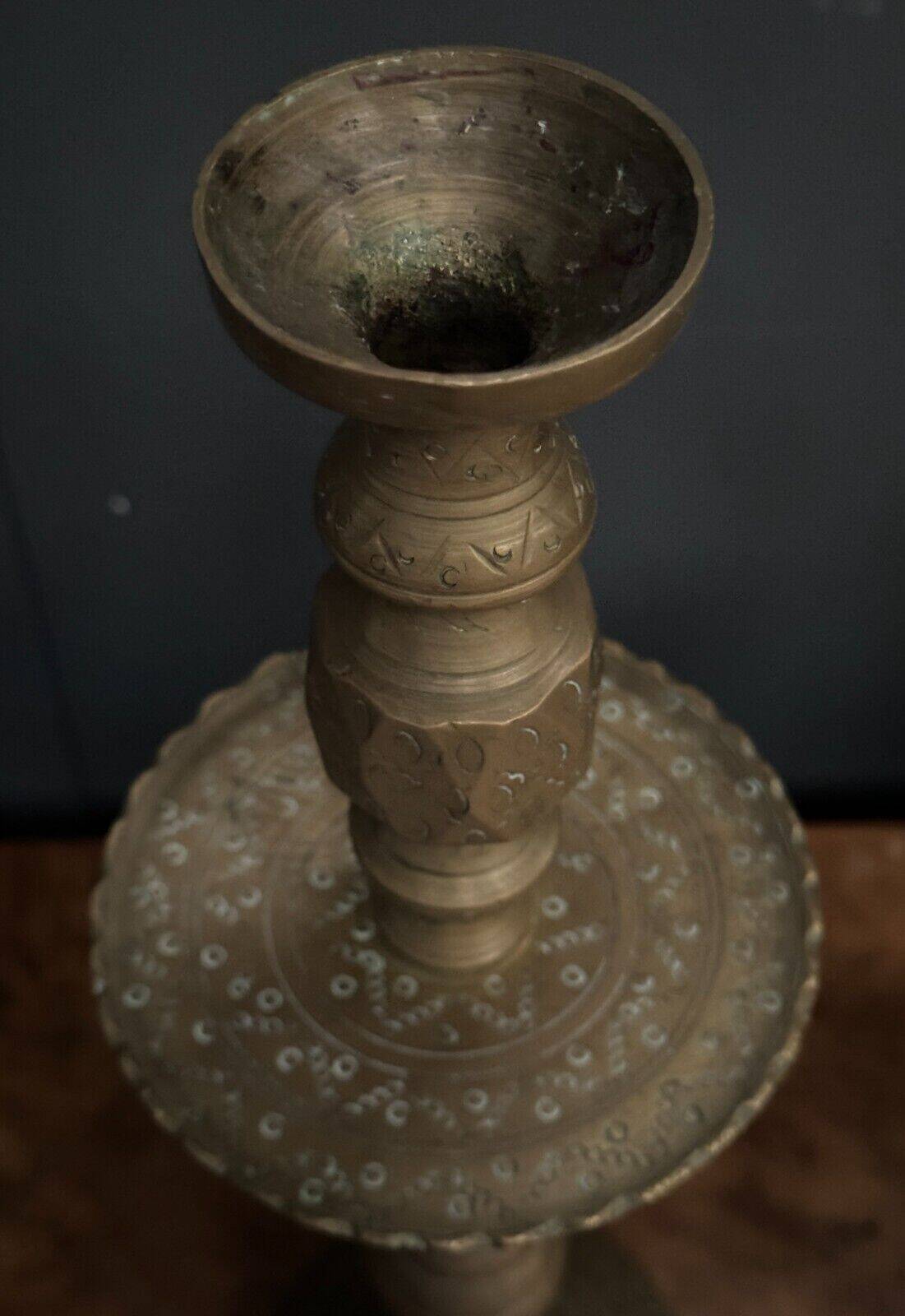 Fake pair of oriental candlesticks in engraved bronze mid-20th century