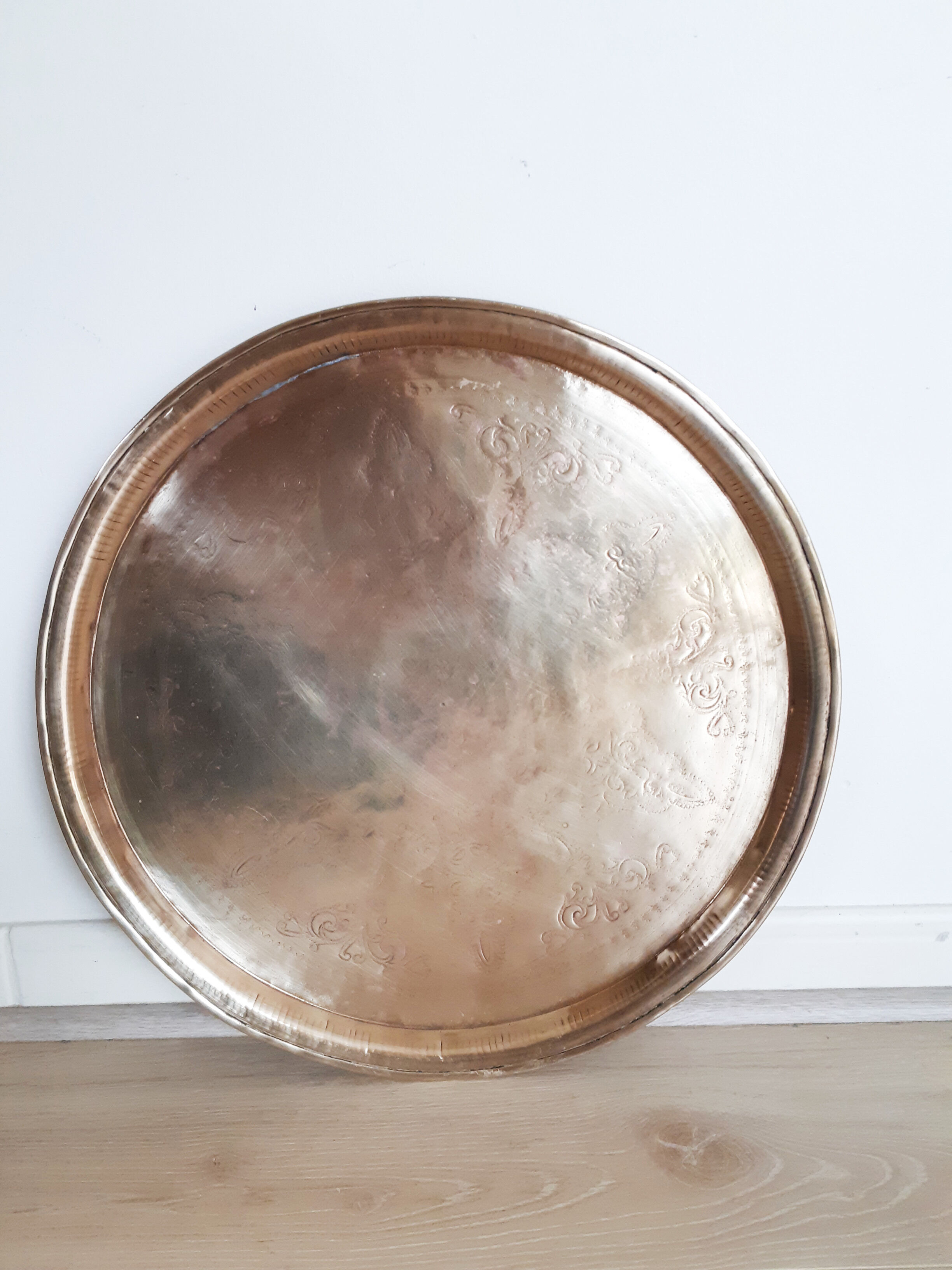 Round copper top ancient hammered, Moroccan, antique