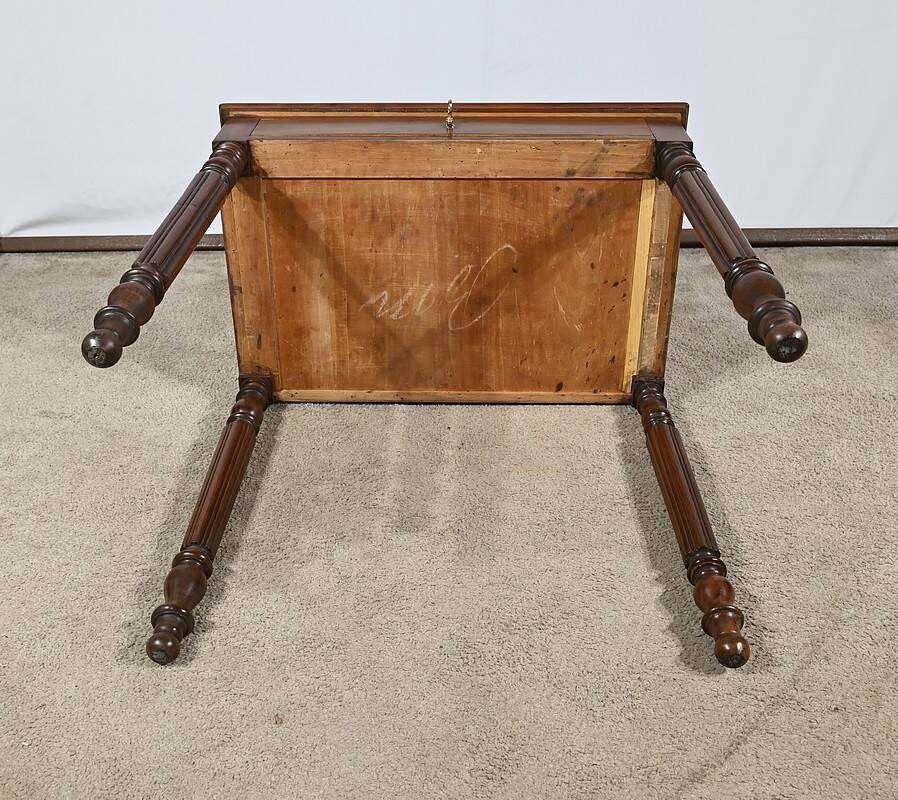 Small Mahogany Lady's Desk, Louis-Philippe period – 1st part 19th century