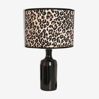 Sandstone lamp and leopard print